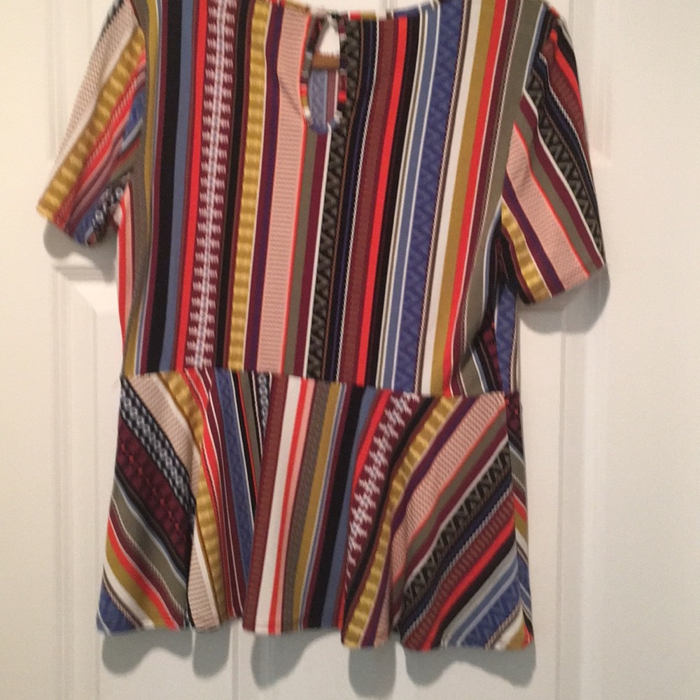 Colorful top - Picture 3 of 4